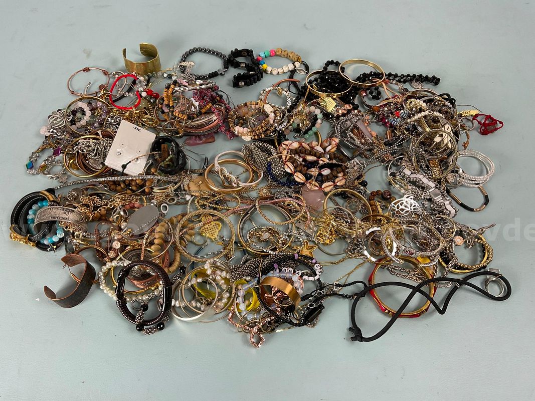 8 Lbs 1 Oz of Costume Jewelry