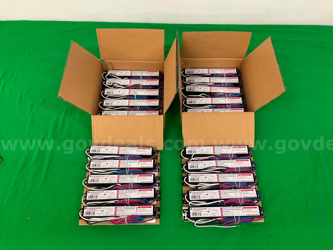20 - General Electric LED15T8/DR/UN/2L LED Ballasts in Packaging