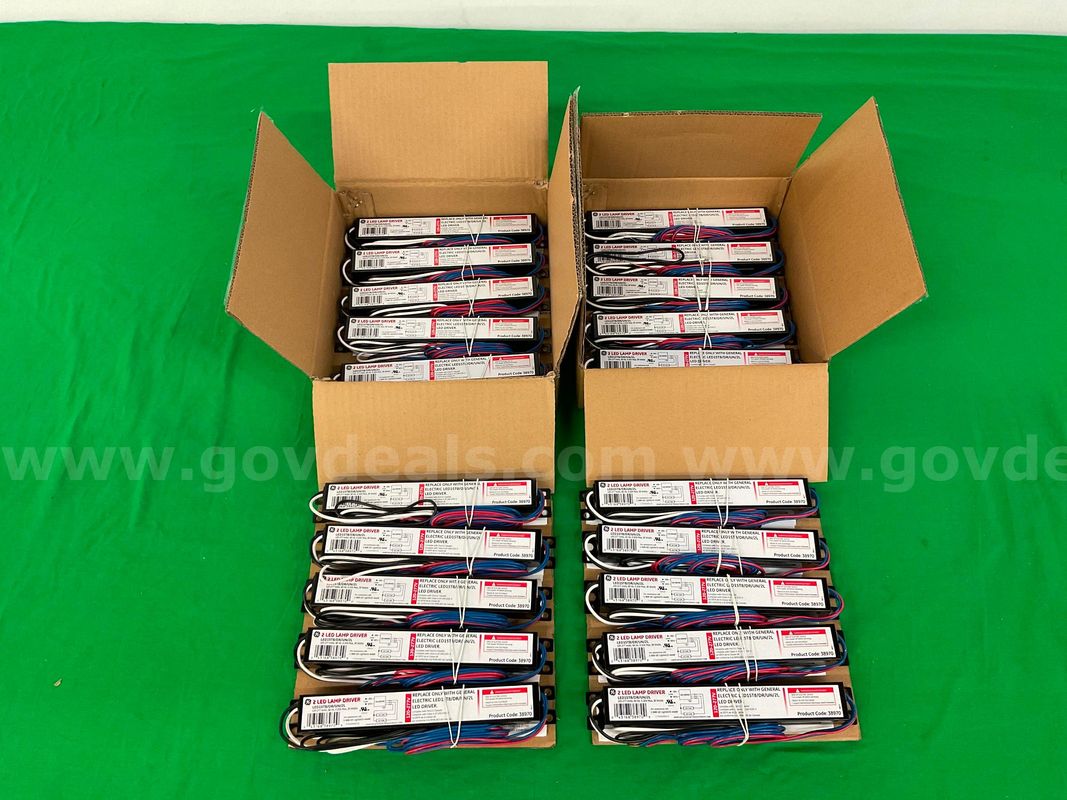 20 - General Electric LED15T8/DR/UN/2L LED Ballasts in Packaging