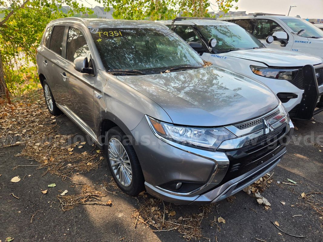 2019 Mitsubishi Outlander PHEV (1 of 12)