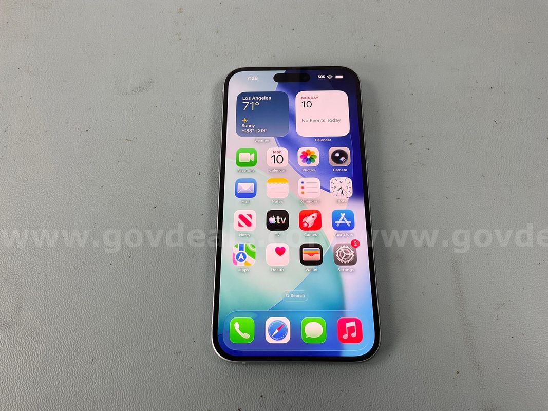Apple iPhone 15 Plus (Unlocked) Model A2847, 128GB, IMEI 355063263683574, Powers On