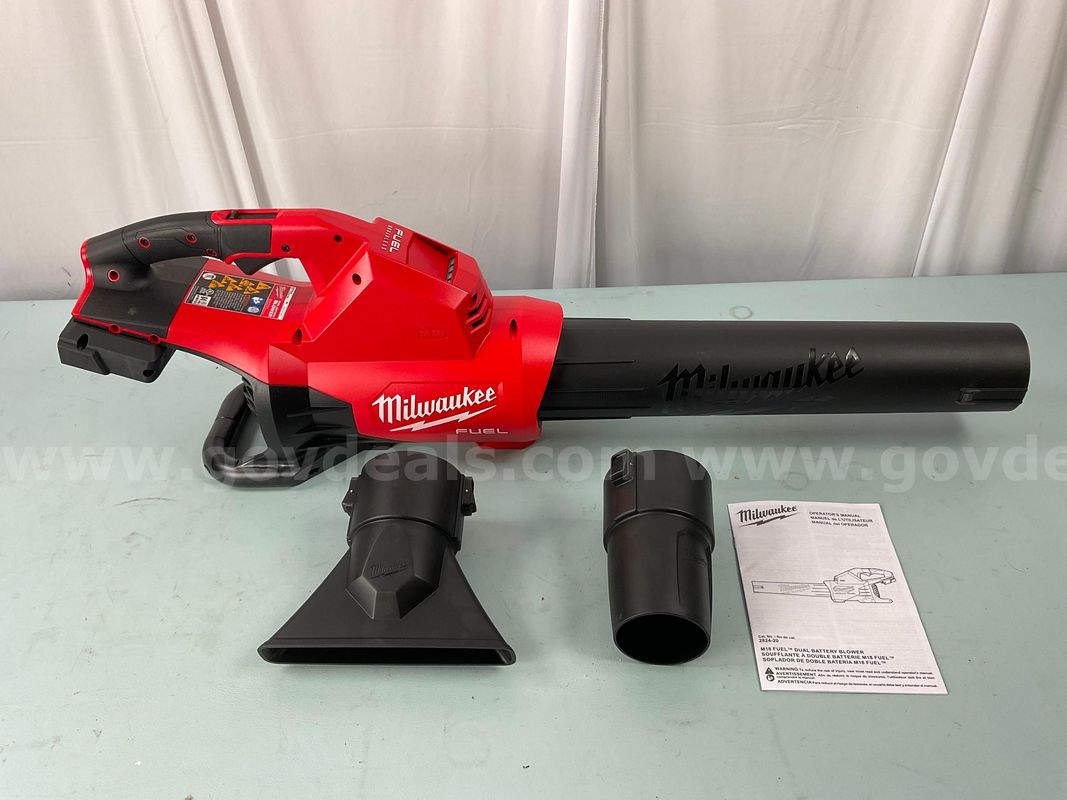 Milwaukee 2824-20 Cordless Dual Battery Blower With Packaging & Accessories
