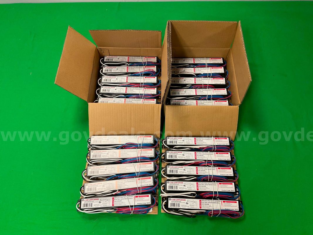 20 - General Electric LED15T8/DR/UN/2L LED Ballasts in Packaging
