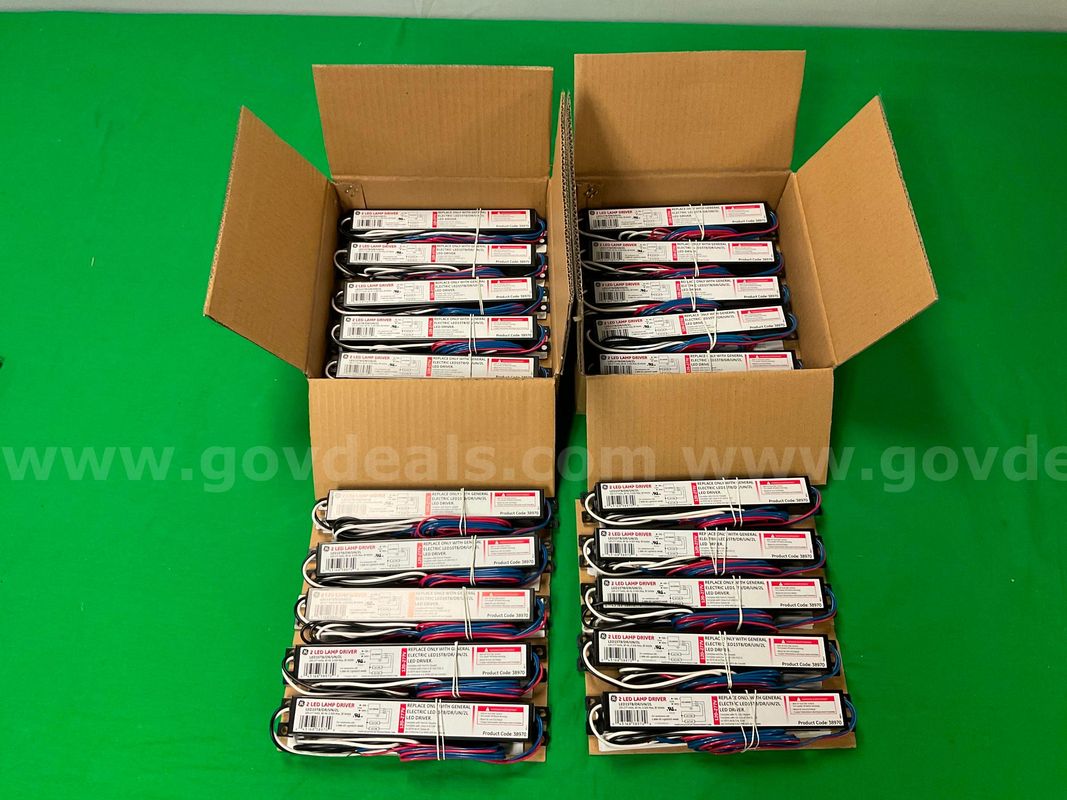 20 - General Electric LED15T8/DR/UN/2L LED Ballasts in Packaging