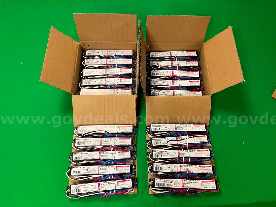 20 - General Electric LED15T8/DR/UN/2L LED Ballasts in Packaging