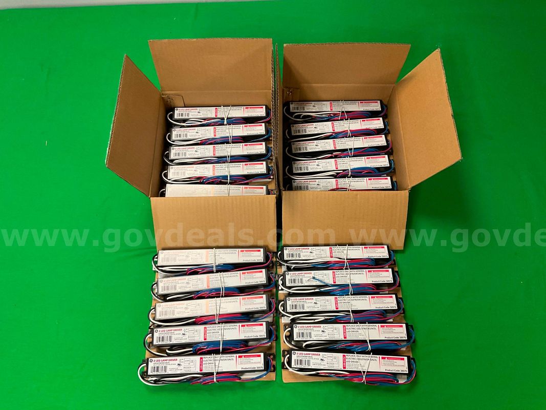 20 - General Electric LED15T8/DR/UN/2L LED Ballasts in Packaging