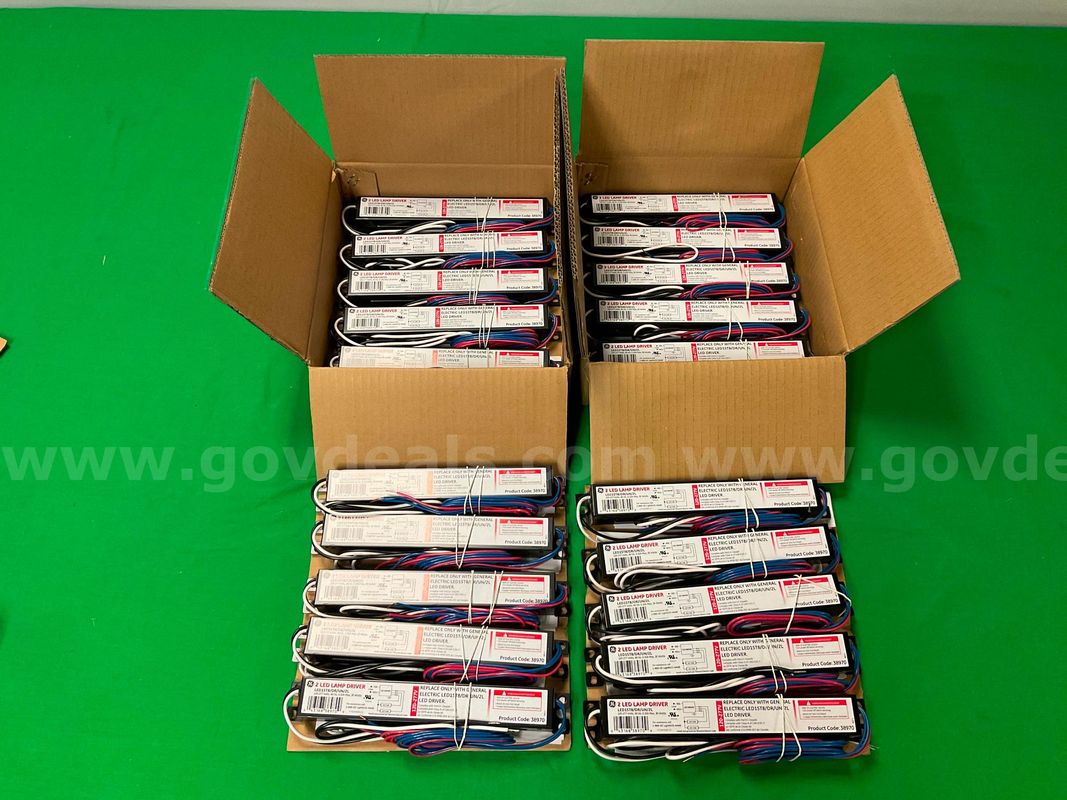 20 - General Electric LED15T8/DR/UN/2L LED Ballasts in Packaging