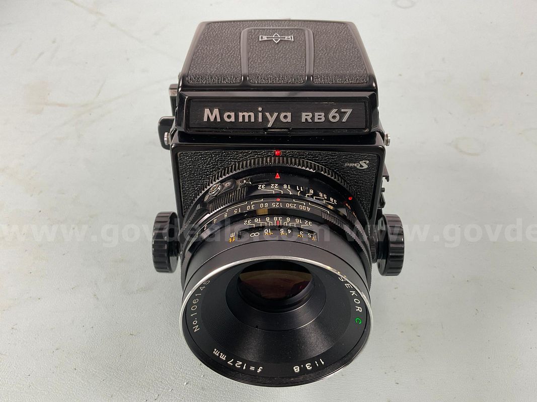 Mamiya RB67 Pro S Medium-Format SLR Film Camera with Pelican Case (Untested)