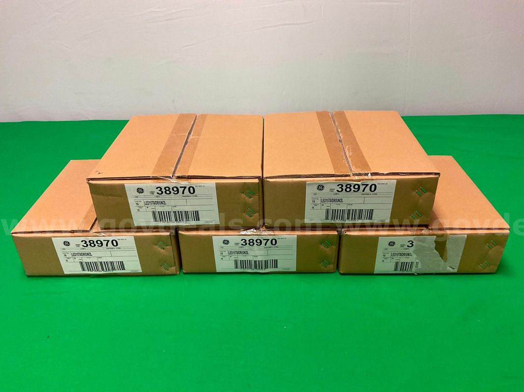 50 - General Electric LED15T8/DR/UN/2L LED Ballasts in Packaging