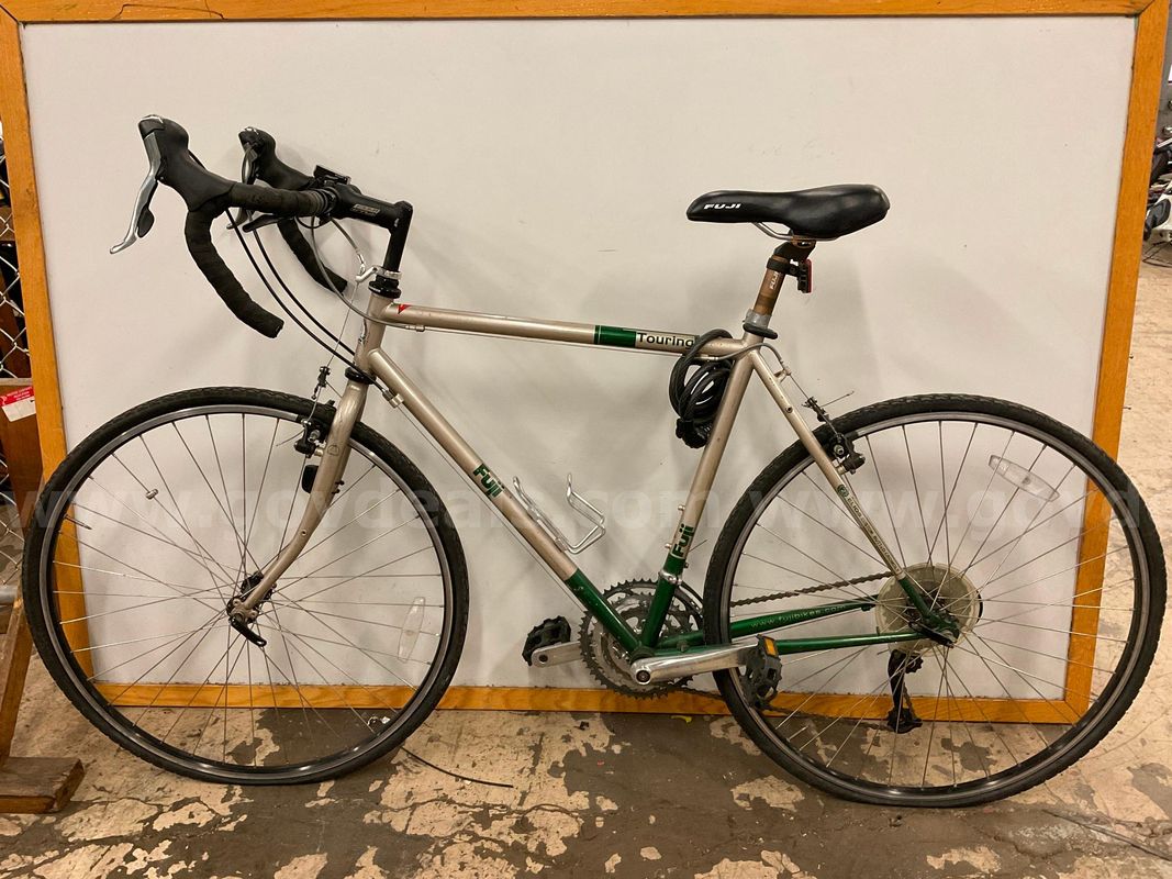 Fuji Touring Bicycle, CT 22"