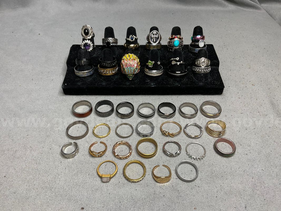 50 - Costume Rings