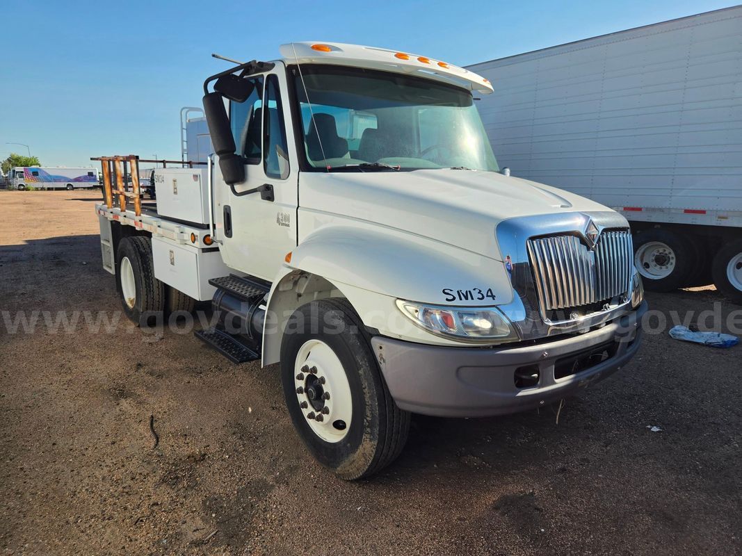 2007 International 4300 Diesel Stake Bed Truck w/ Onan Generator