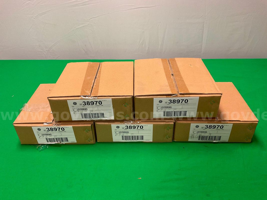 50 - General Electric LED15T8/DR/UN/2L LED Ballasts in Packaging