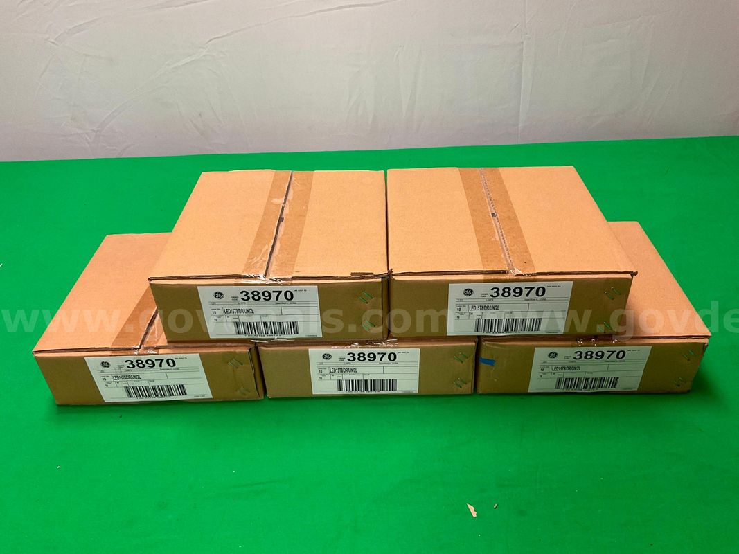 50 - General Electric LED15T8/DR/UN/2L LED Ballasts in Packaging