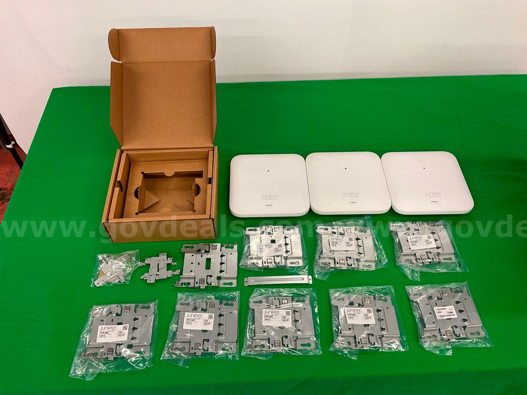 3 - Juniper Networks Mist Wireless Access Points, Model AP45 With 1 - Box of Brackets