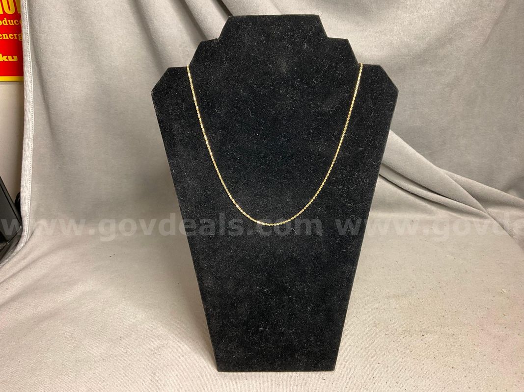 Gold Necklace, 20", 3.82 Grams