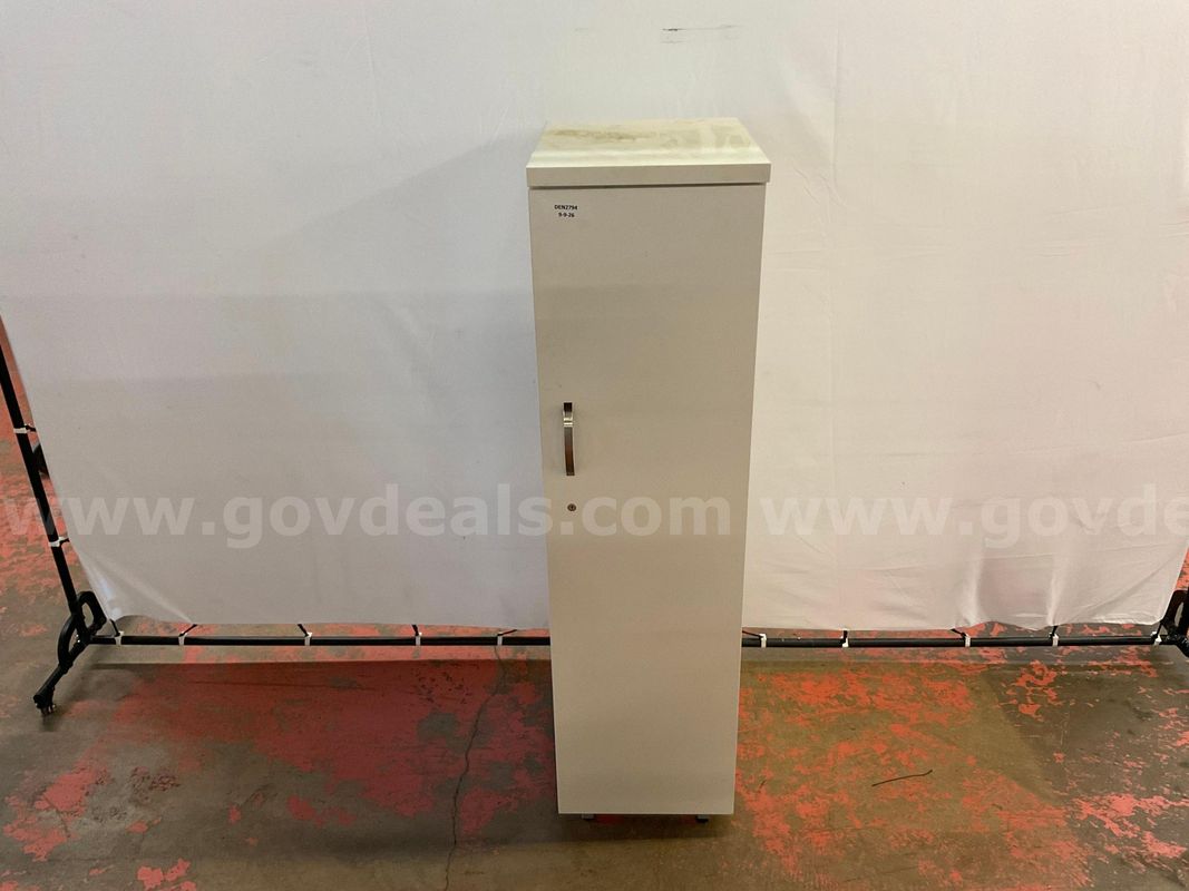 Herman Miller Storage Cabinet, Model L2WT.S7152O, 57"x20"x15"