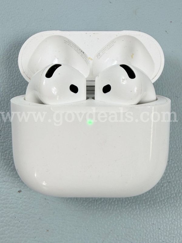 Apple AirPods Gen 4 with Charging Case, Model: A3059