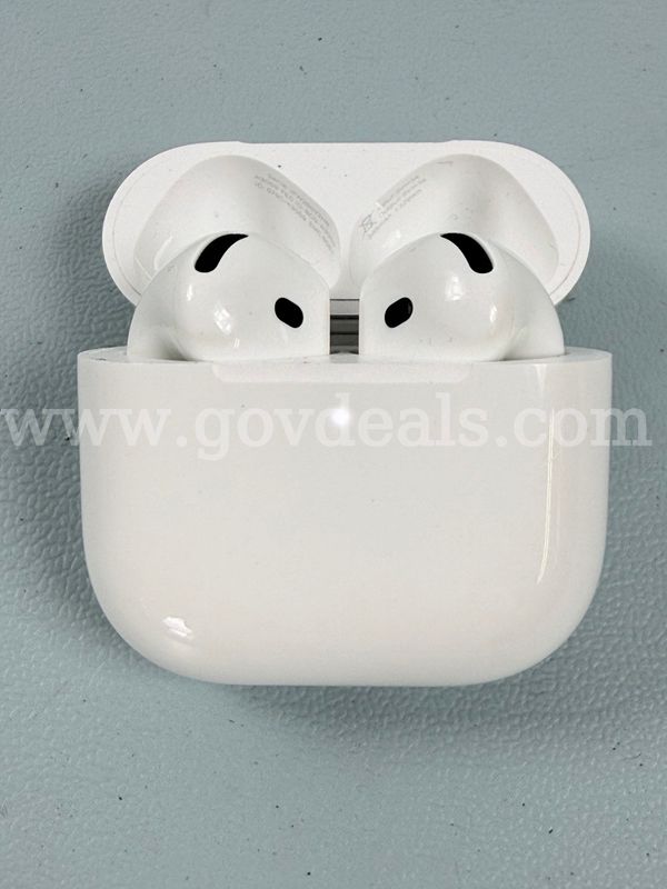 Apple AirPods Gen 4 with Charging Case, Model: A3059