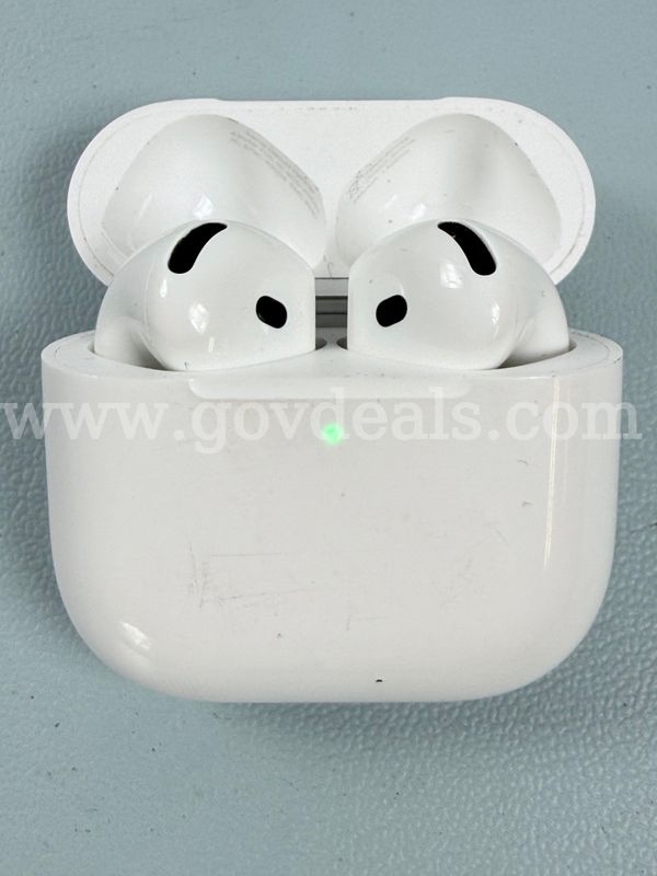 Apple AirPods Gen 4 with Charging Case, Model: A3059