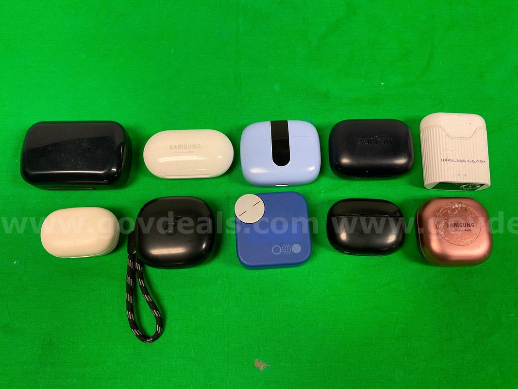 10 - Bluetooth Wireless Earbuds With Charging Cases