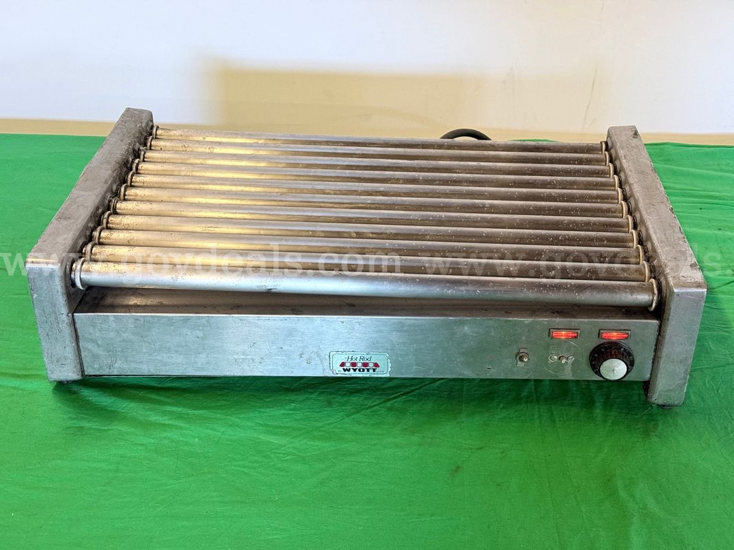 Wyott HotRod HR-40 Commercial Hot-Dog Roller Grill, Powers On