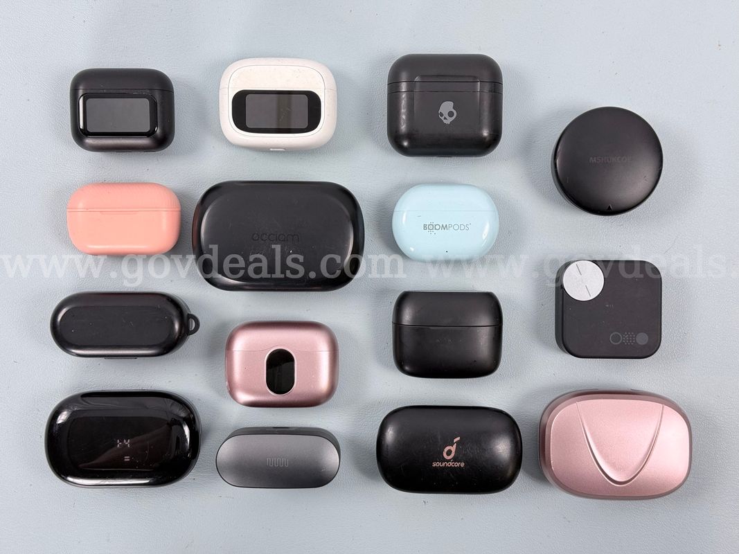 15 - Bluetooth Wireless Earbuds With Charging Cases, Untested