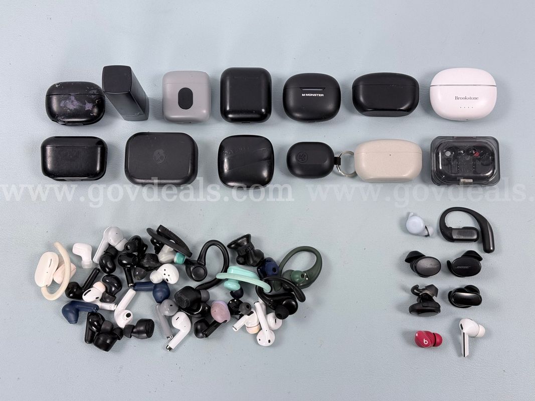 Lot of Misc. Loose Bluetooth Wireless Earbuds and Empty/Partial Cases, Untested