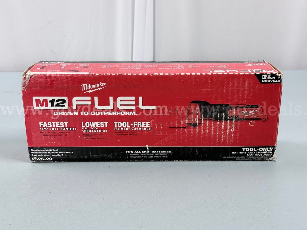 Milwaukee Cordless Oscillating Multi-Tool in Packaging, CAT NO. 2526-20 (Powers On, Battery Not Included)