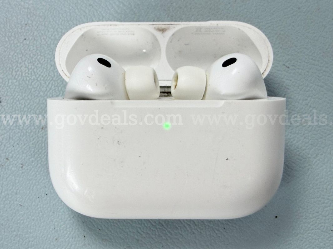 Apple AirPods Pro 3 with MagSafe Charging Case, Model: A3122 (Powers On)