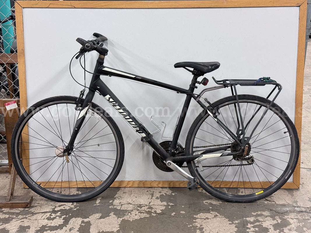 Specialized Sirrus Bicycle, CT 19", Size M