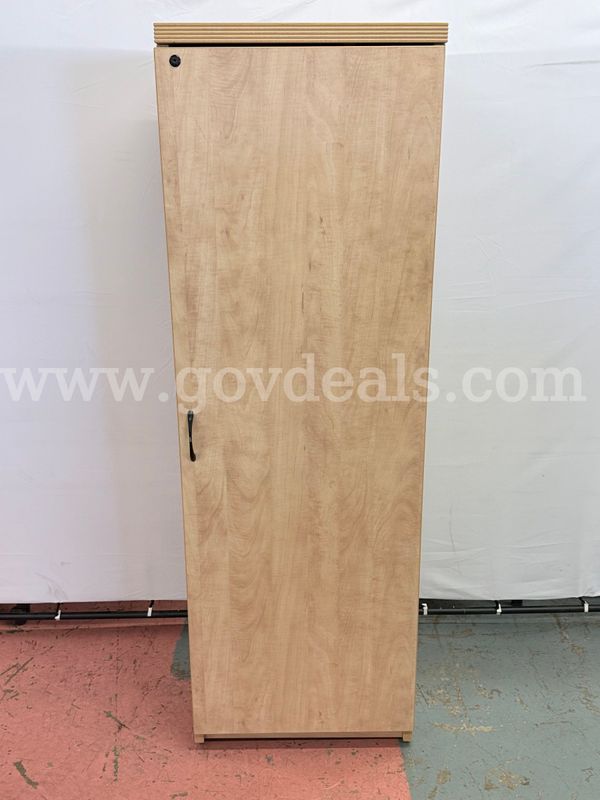Unknown Brand Wardrobe Cabinet (L) 23.5" x (D) 20" x (H) 71.5" (Keys Not Included)