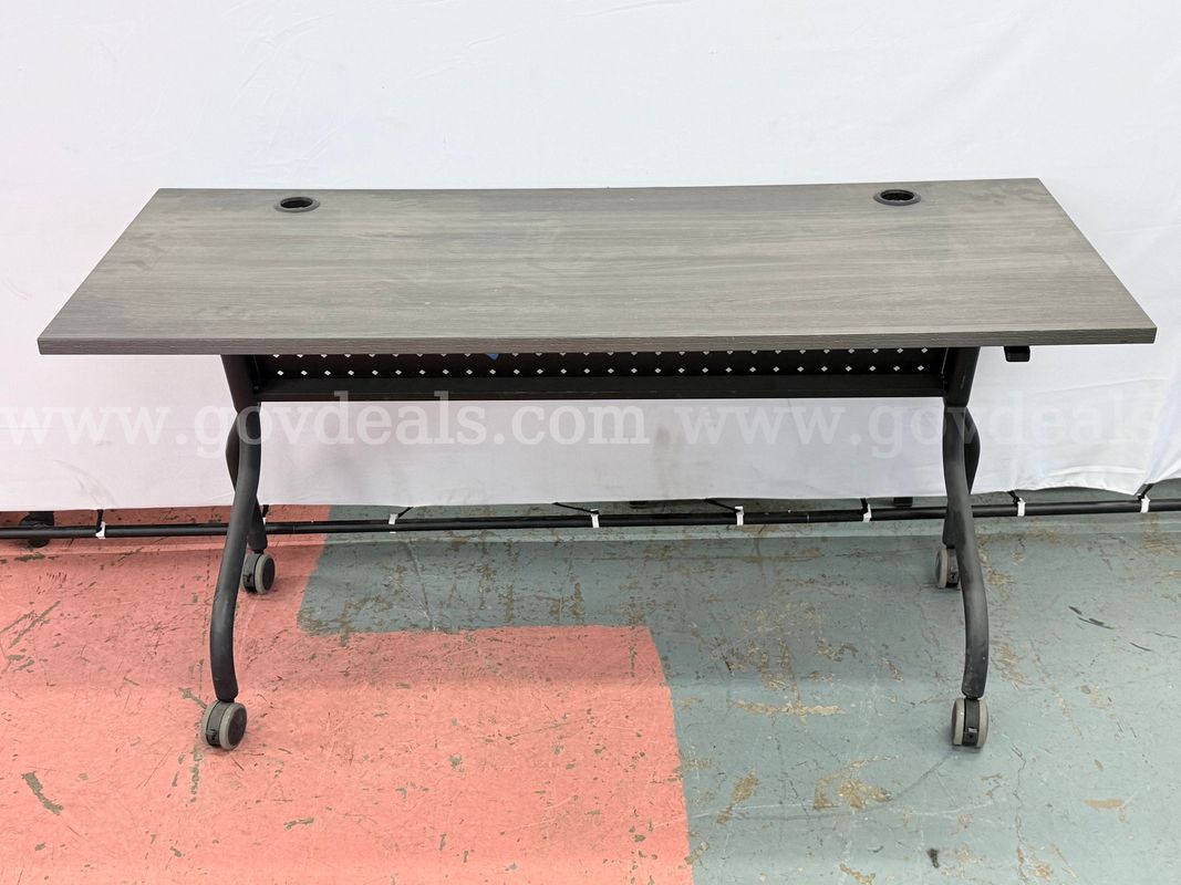 Uline Nesting Table (L) 47" x (W) 23.5" x (H) 30" (With Signs of Wear)
