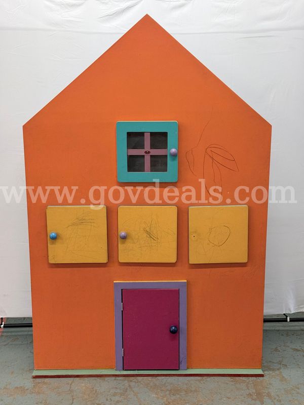 Unknown Brand Wooden Children's Play Unit (L) 49" x (D) 10" x (H) 73.5"