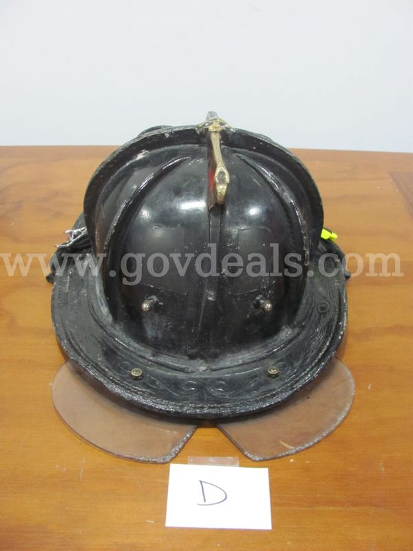 Cairns New Yorker N5A Helmet