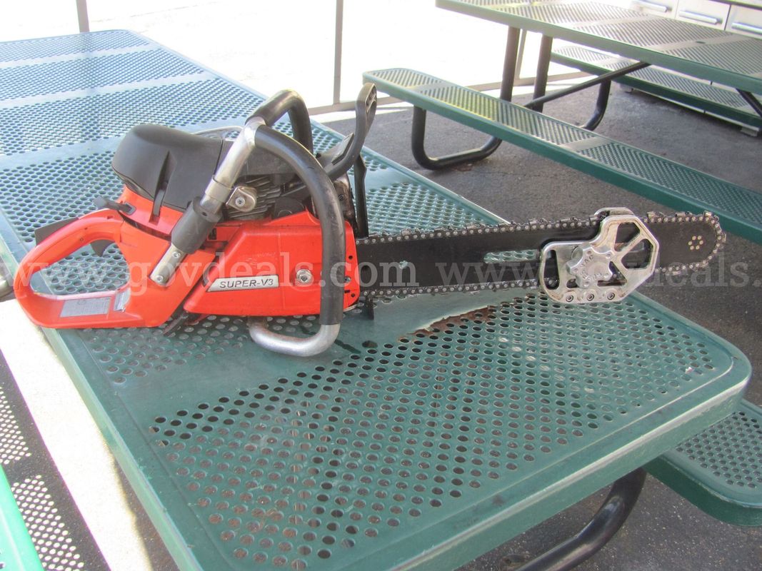 Makita Super Vac Saw with Guard