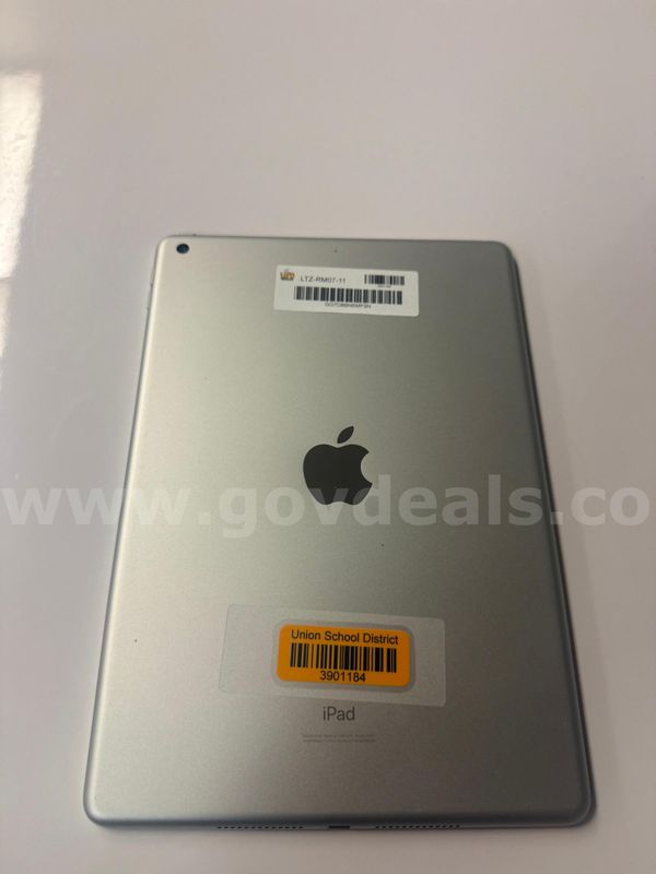 Lot of iPads - A2197 Gen 7 (84)
