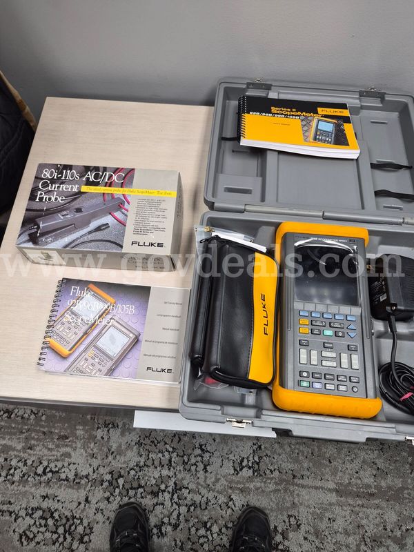 1999 Fluke 105B ScopeMeter Series II with Fluke 80i-100s AC/DC current probe