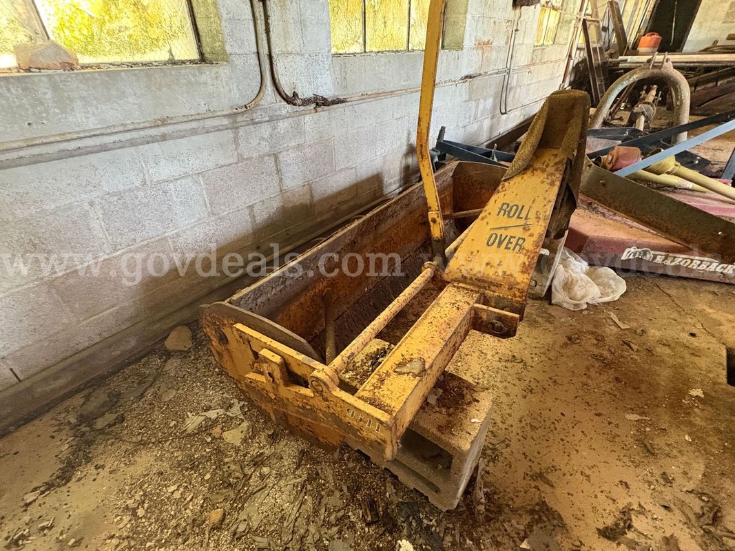 Dirt Dog Roll Over Box Blade