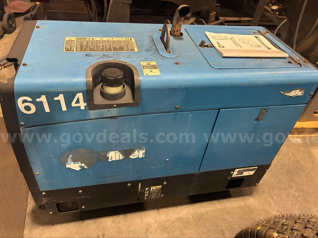 Miller Trailblazer 302 MIG Welder