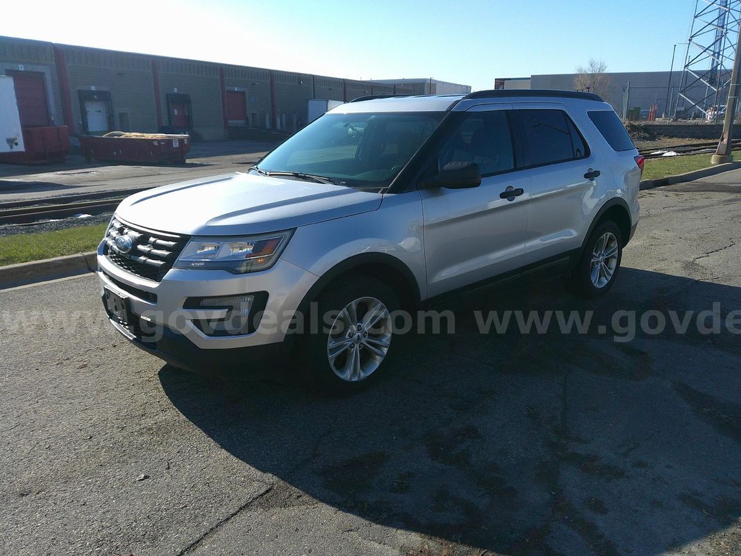 2017 Ford Explorer Pursuit