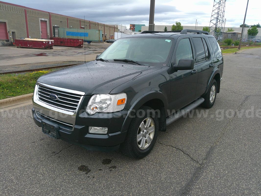 2010 FORD EXPLORER XLT 4X4
