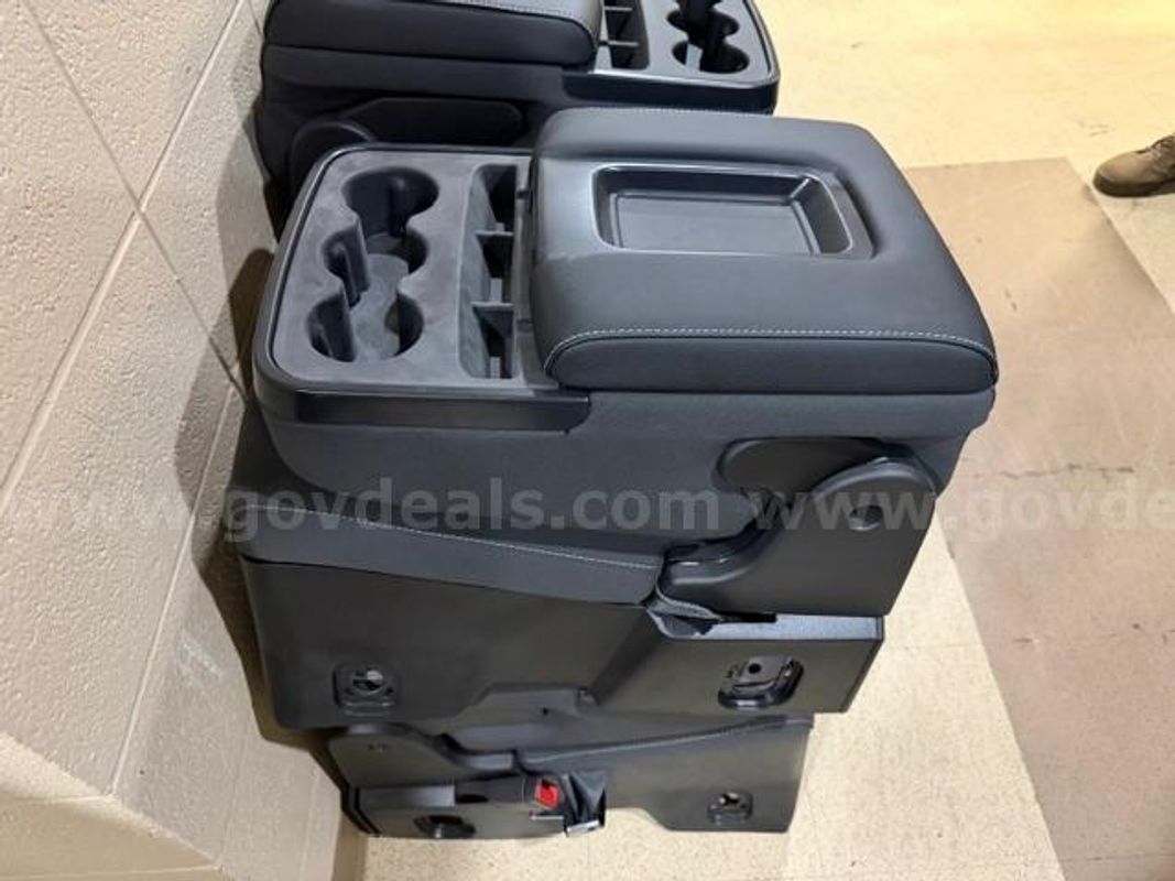 2019 Chevy Tahoe Center Console (THIS IS OUR LAST ONE!)