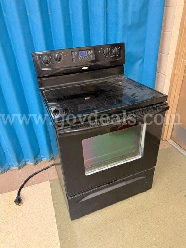 Whirlpool AccuBake Oven