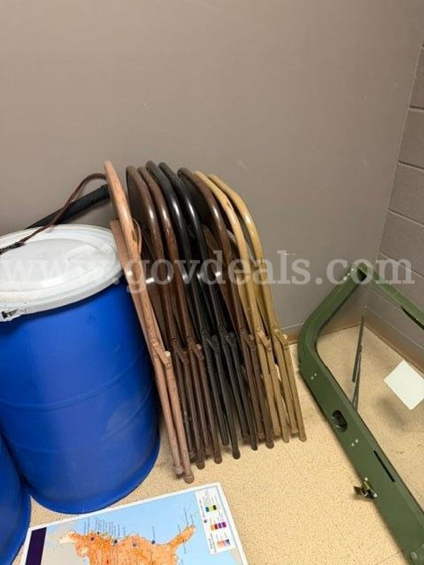 (8) Metal Folding Chairs