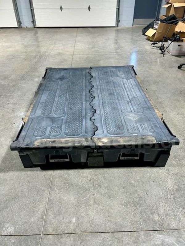 Truck Vault w/ 2 sliding drawers