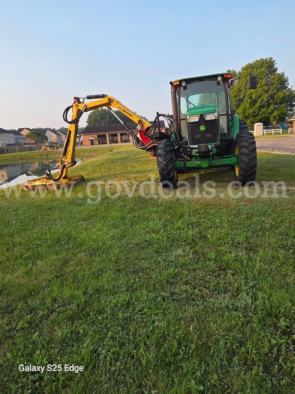 2015 John Deere 5100E with 2015 Alamo BA 50 rotary mower.
