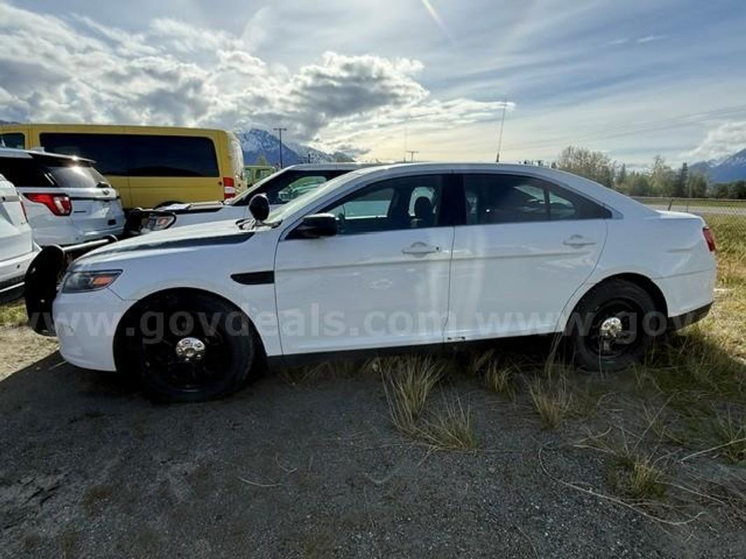 2016 Ford Taurus