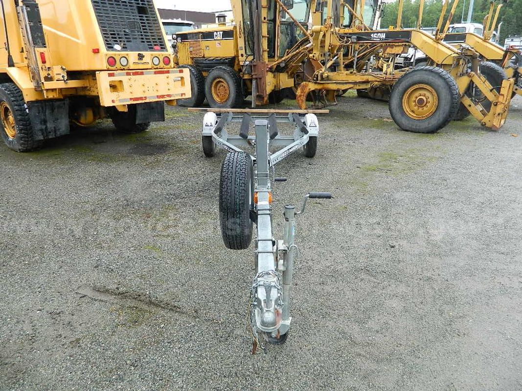 1999 EZ Loader Boat Trailer