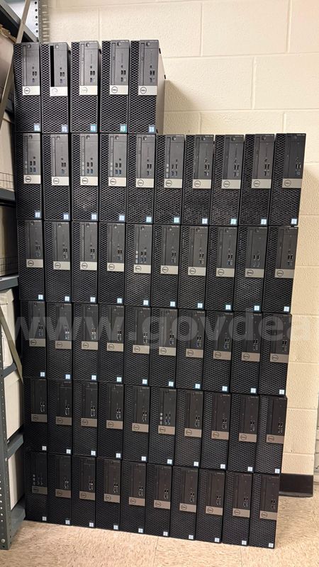 Lot of PCs & Monitors